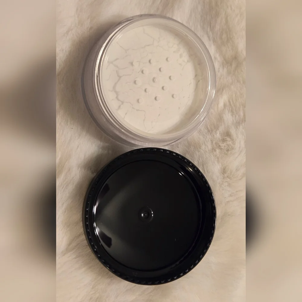 Anastasia Beverly Hills Translucent Loose Setting Powder